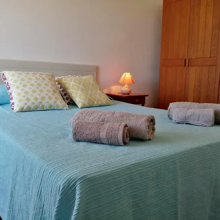 Villa Oura V5 *