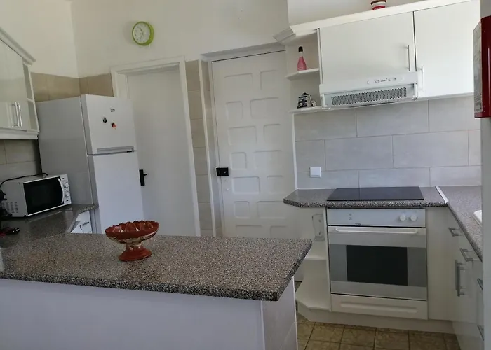 Oura V5 Villa Albufeira